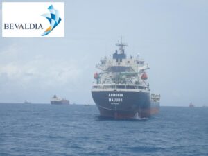 Underwater hull cleaning Lome Piraeus