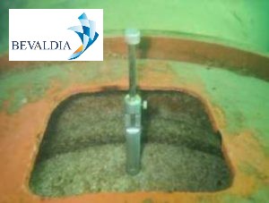 IN WATER TAIL-SHAFT MEASUREMENTS (BEVALDIA-PSOMAKARA) Underwater Clearance measurements Lome Piraeus Greece