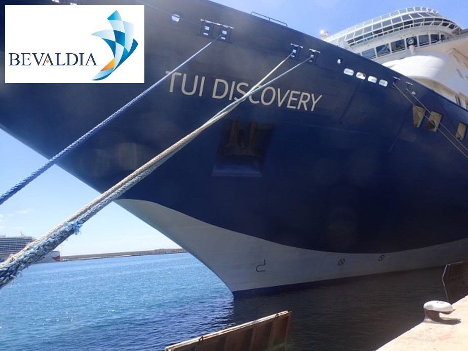 In water class survey Mallorca, Spain BEVALDIA PSOMAKARA